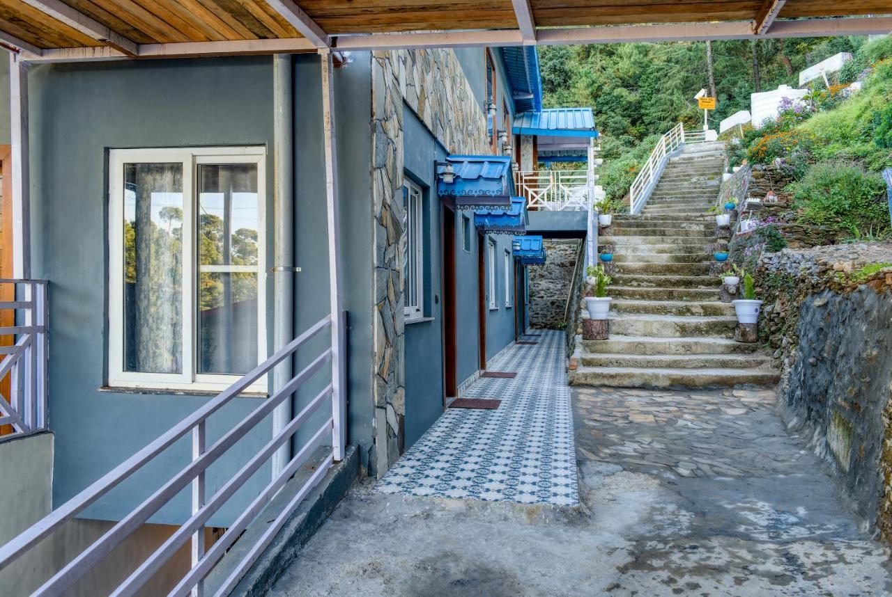 The Frostwood Resort 拉尼凯特 外观 照片